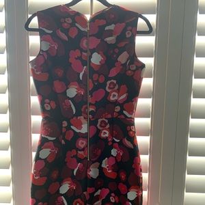 Kate Spade New York red floral size 6